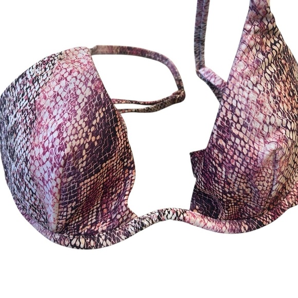 4 Piece Bikini Set! Rip Curl, Altard State, Bar III, Shade & Shore - Picture 8 of 14